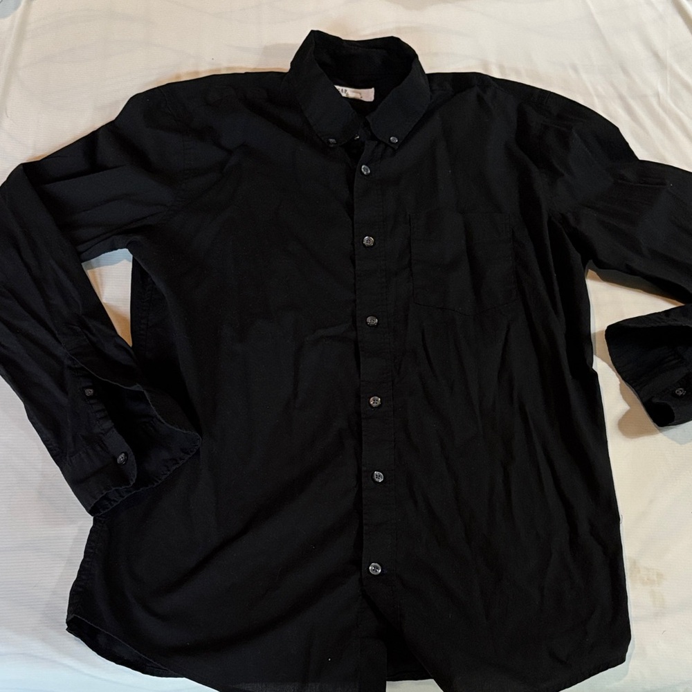 GAP Men's Black Casual Button Down Shirt